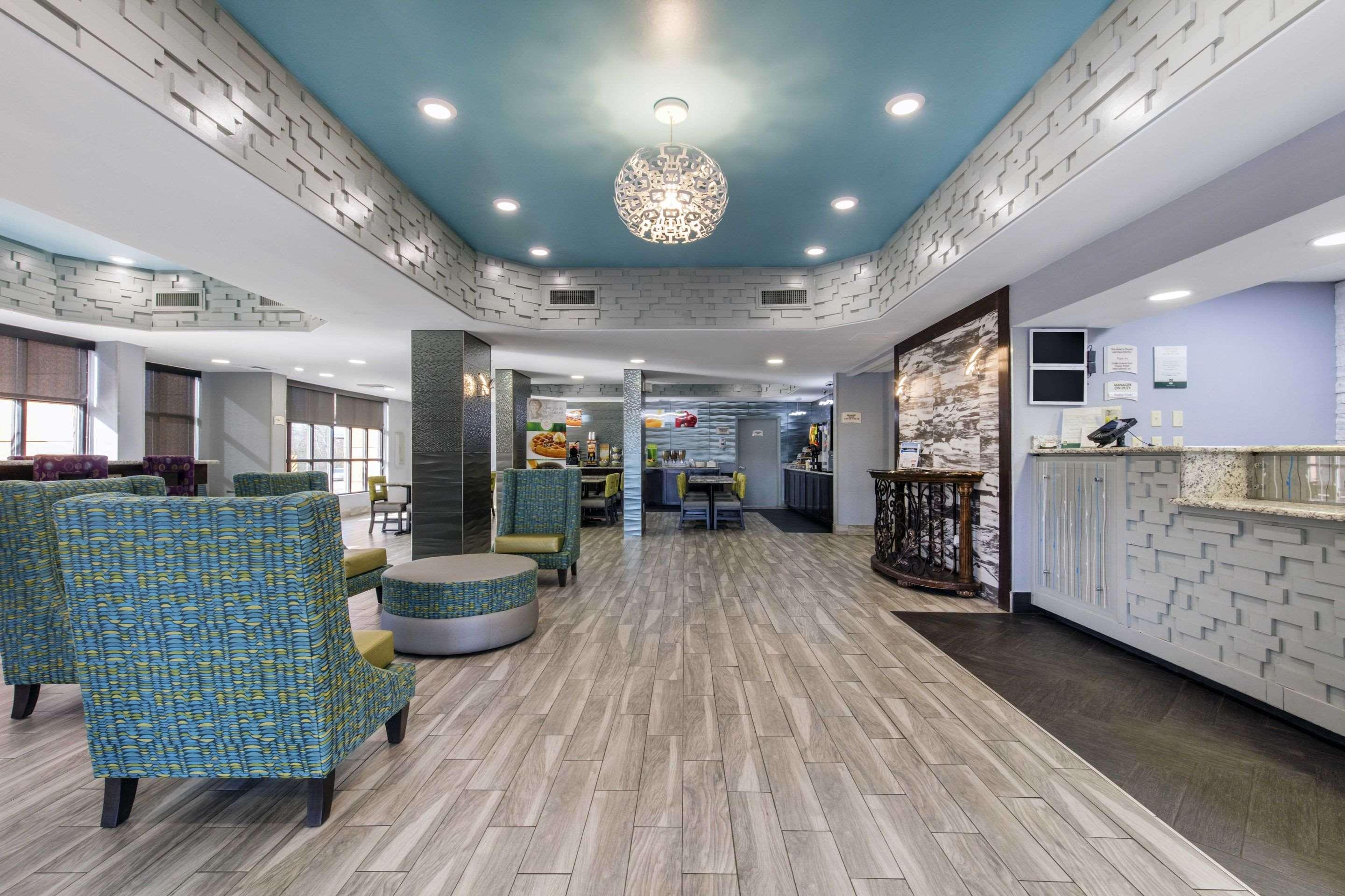 Quality Inn & Suites Montgomery East Carmichael Rd Εξωτερικό φωτογραφία