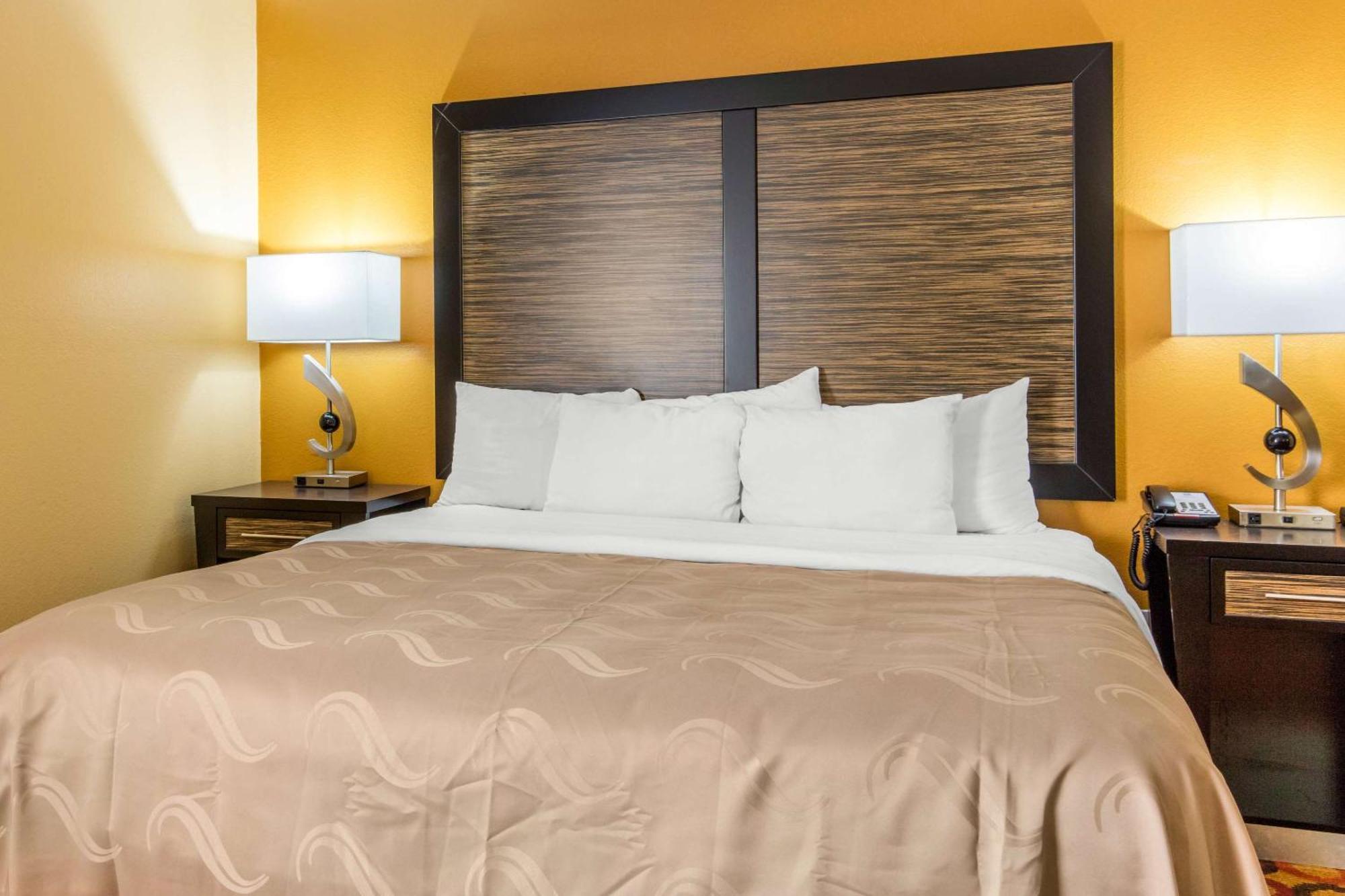 Quality Inn & Suites Montgomery East Carmichael Rd Εξωτερικό φωτογραφία