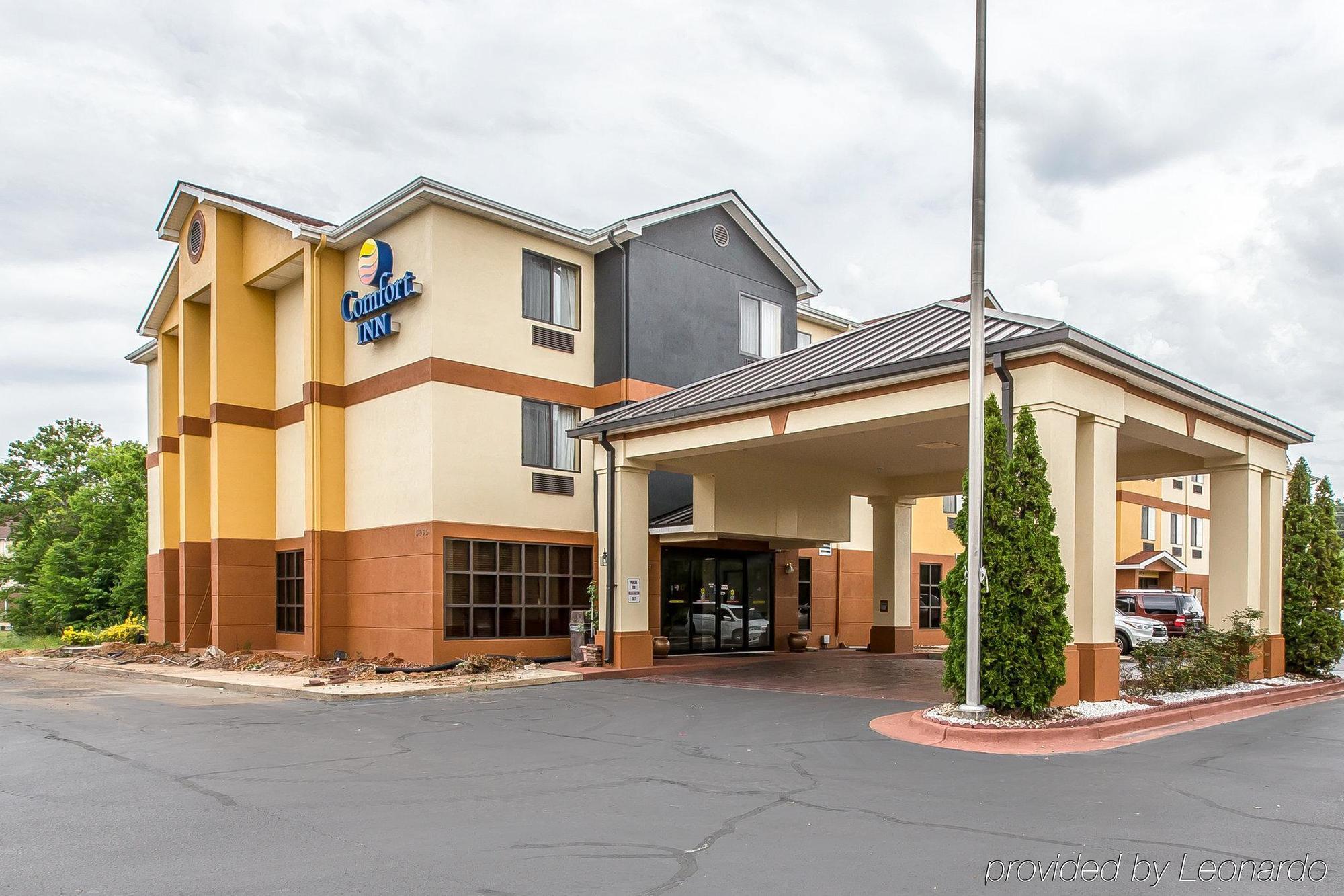 Quality Inn & Suites Montgomery East Carmichael Rd Εξωτερικό φωτογραφία