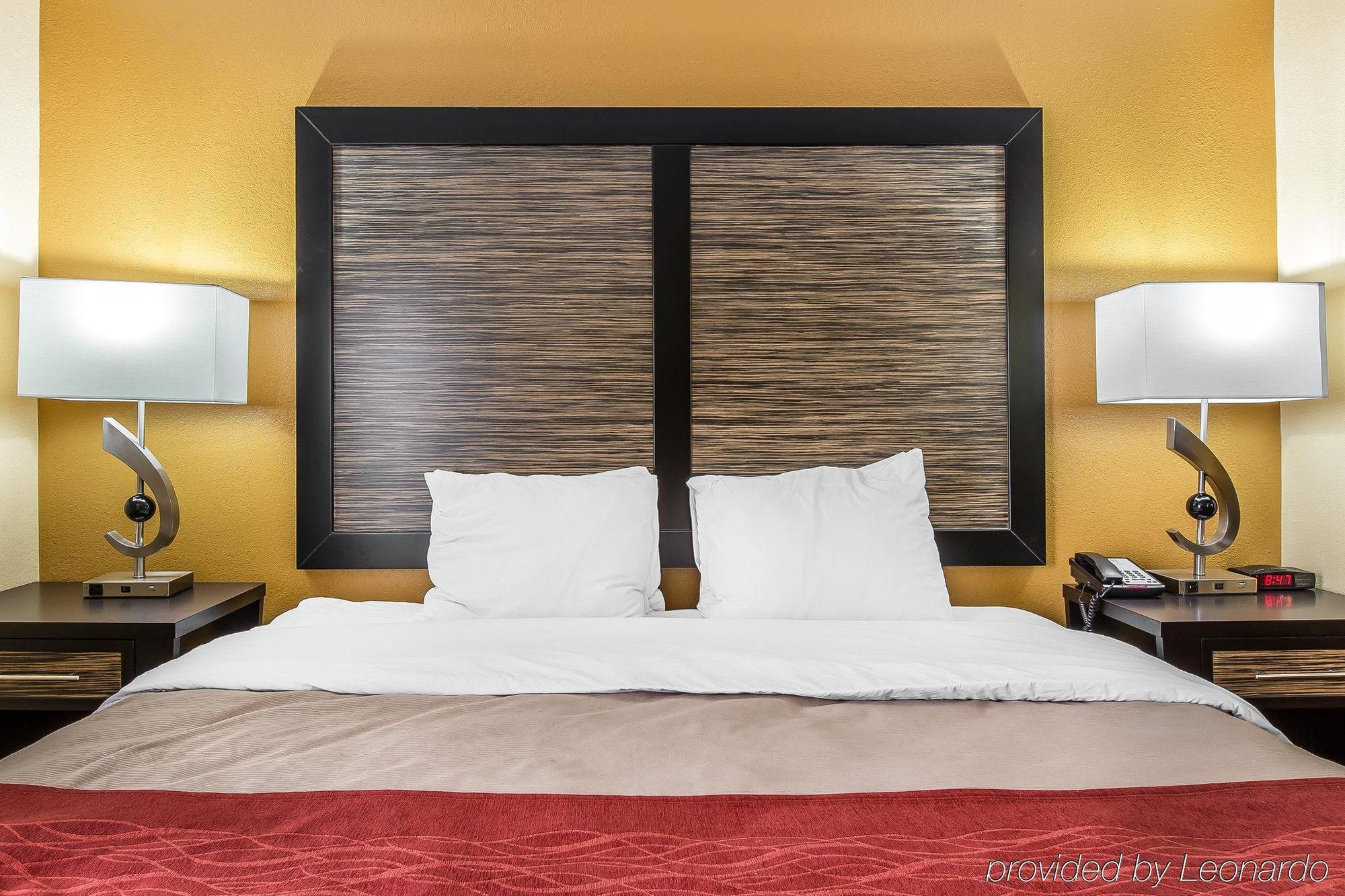 Quality Inn & Suites Montgomery East Carmichael Rd Εξωτερικό φωτογραφία