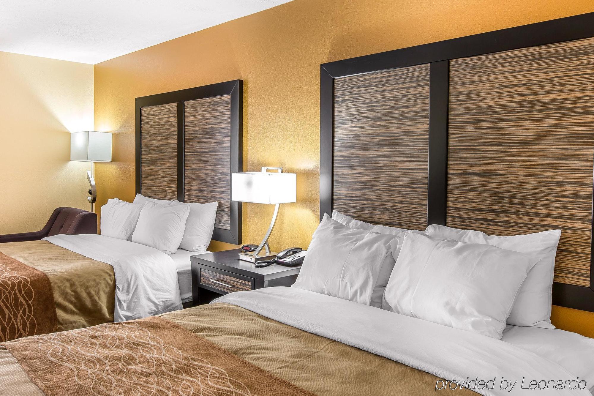 Quality Inn & Suites Montgomery East Carmichael Rd Εξωτερικό φωτογραφία