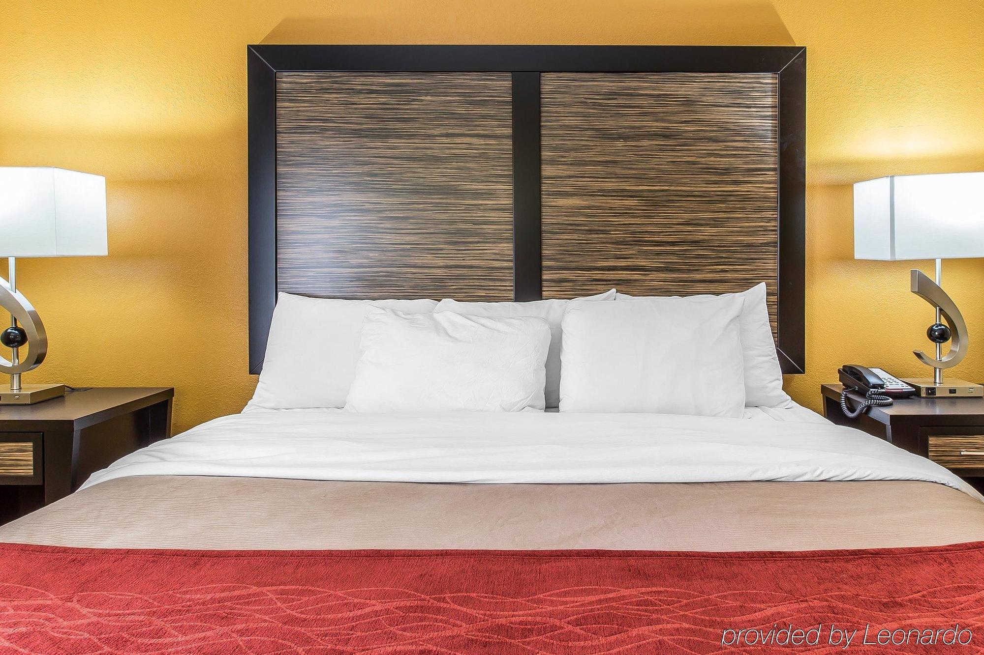 Quality Inn & Suites Montgomery East Carmichael Rd Εξωτερικό φωτογραφία