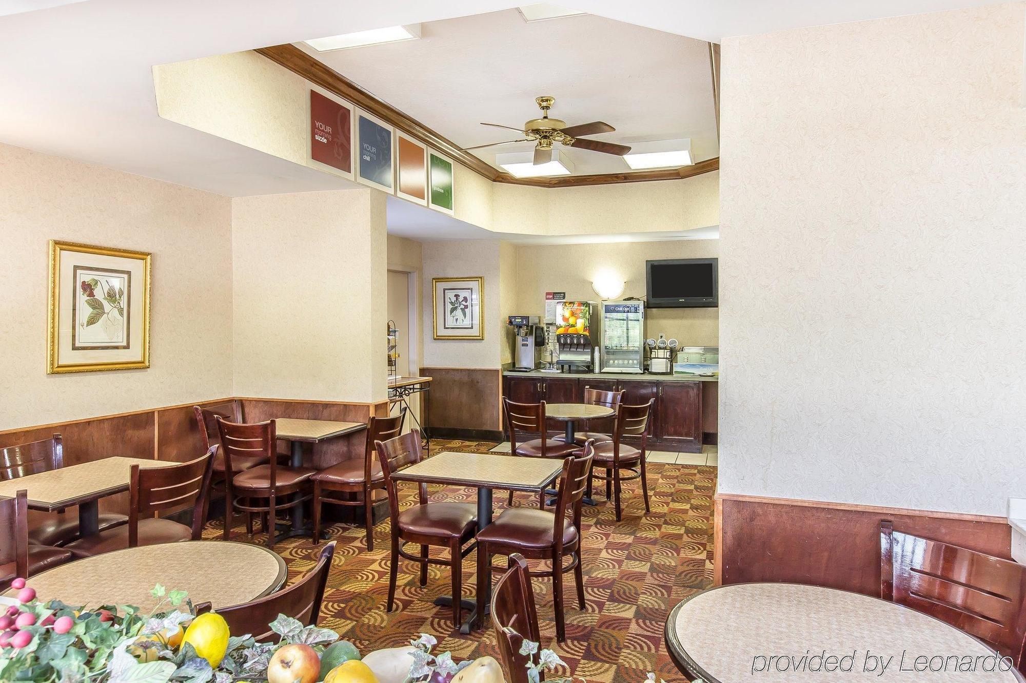 Quality Inn & Suites Montgomery East Carmichael Rd Εξωτερικό φωτογραφία